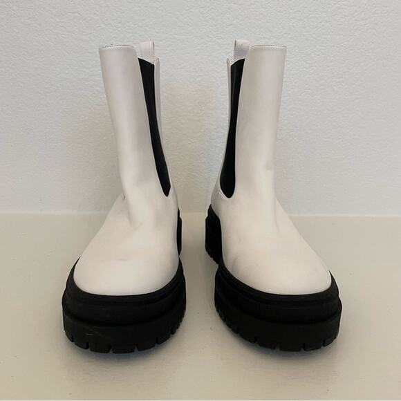 Good American Chelsea Boots 9.5 - Picture 2 of 7